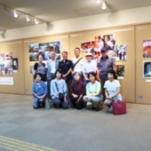 作品展搬入記念写真.jpg